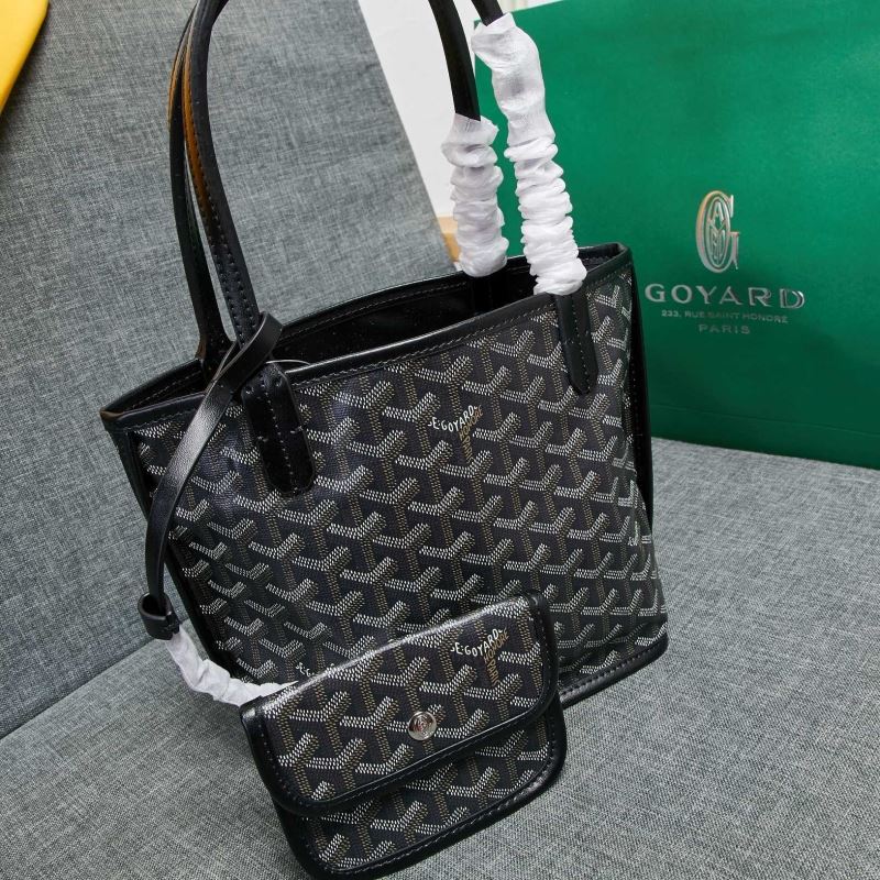 Goyard Shopping Bags